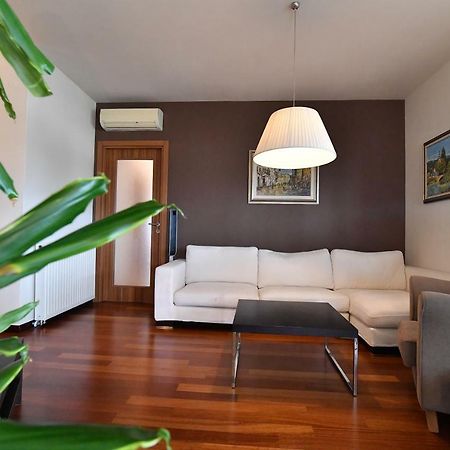 City Penthouse Vita Pula Ngoại thất bức ảnh