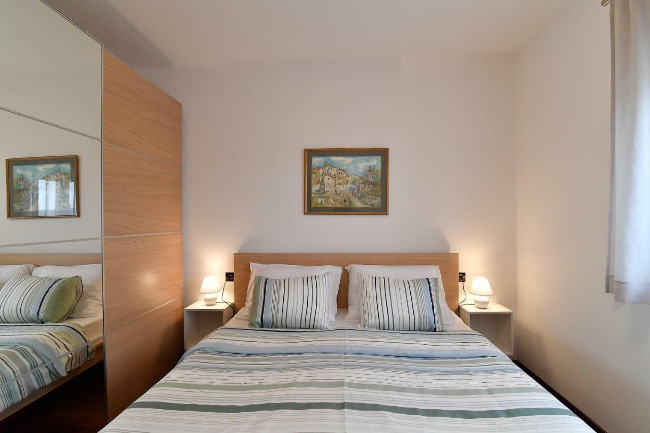 City Penthouse Vita Pula Ngoại thất bức ảnh