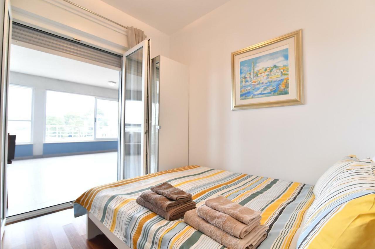 City Penthouse Vita Pula Ngoại thất bức ảnh