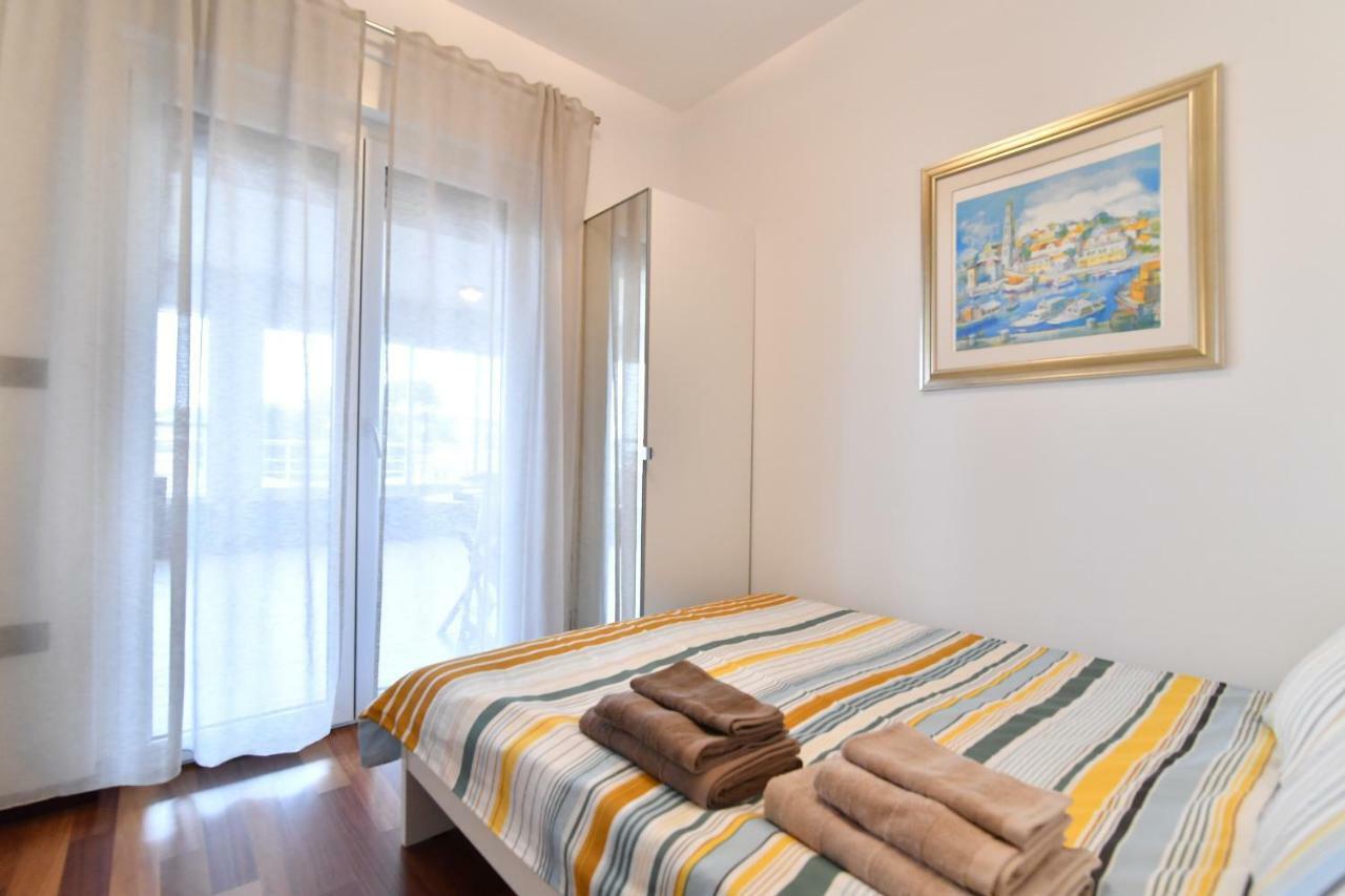 City Penthouse Vita Pula Ngoại thất bức ảnh